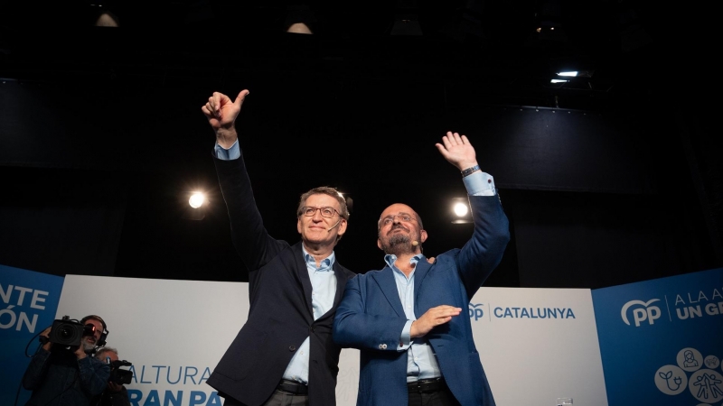 El candidato del PP a las elecciones autonómicas, Alejandro Fernández, y el presidente del partido, Alberto Nunéz Feijóo, a 21 de octubre de 2022.