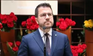 El president de la Generalitat, Pere Aragonès, en declaracions als mitjans al Palau de la Generalitat per Sant Jordi