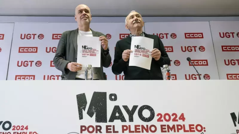 Los secretarios generales de CCOO y UGT, Unai Sordo (i) y Pepe Álvarez, respectivamente, presentan en rueda de prensa la jornada de movilizaciones del Primero de Mayo,