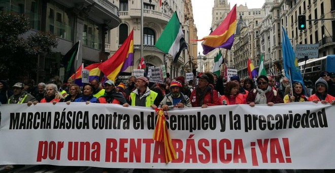 Cientos de personas, venidas de todas las partes de España, se han manifestado en la capital para protestar contra el desempleo y la precariedad./ Twitter