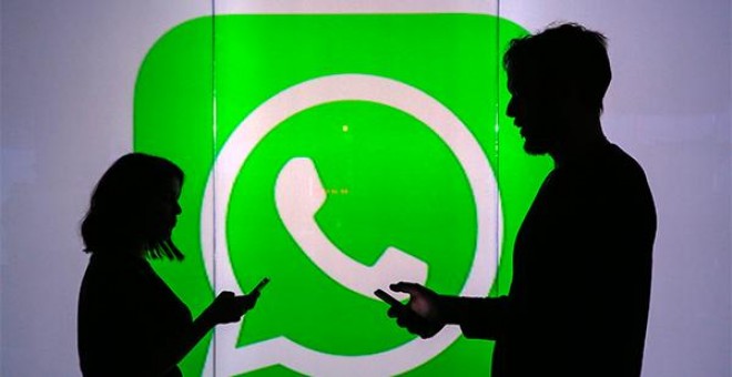 Absuelven a un condenado por agresión sexual por unos mensajes de WhatsApp | EFE