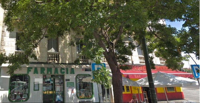 A la derecha, el bar conocido en el barrio como 'chino facha'/Google Maps