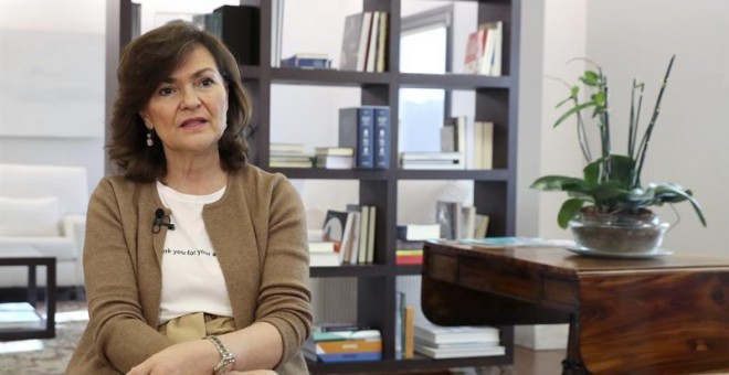 La vicepresidenta del Gobierno y ministra de Igualdad, Carmen Calvo, se rebela contra la violencia que aún hoy padecen las mujeres y asegura que garantizar su seguridad es una medida ineludible para alcanzar la igualdad: 'Más de la mitad de la población d