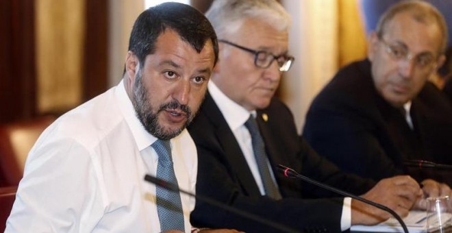 Salvini junto al ministro de Interior. EFE/EPA/RICCARDO ANTIMIANI