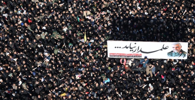 07/01/2020- El pueblo iraní sale a las calles por el funeral del general iraní Qassem Soleimani, atacado en el aeropuerto de Bagdad. Reuters/ Khamenei