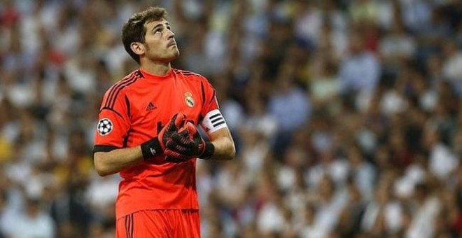 Iker Casillas durante un partido con el Real Madrid. / EFE