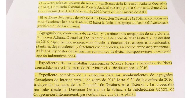 Fragmento de la lista de solicitudes de materiales presentada por el PSOE en la comisión de investigación del Congreso sobre Fernández Díaz.
