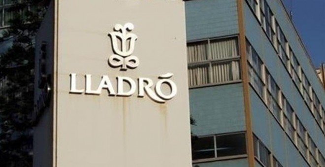 Logo de Lladró en su sede. E.P.