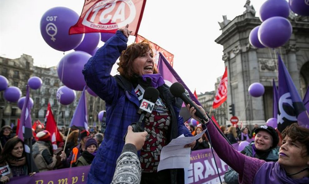 Manifestación feminista en Madrid. / SANTI DONAIRE (EFE)