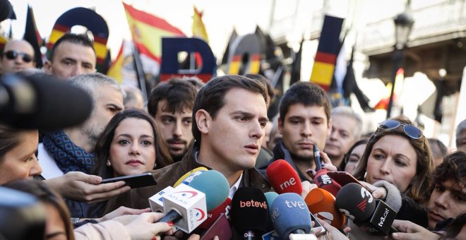 Albert Rivera protagonizó la gran manifestación convocada por Jusapol el pasado enero en Barcelona para reclamar la equiparación de salarios de Policía y Guardia Civil con los de los Mossos. CS