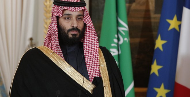 El príncipe heredero de Arabia Saudí, Mohammed bin Salman, en París en una imagen de archivo. / AFP - YOAN VALAT