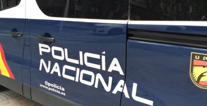 Imagen de un coche patrulla de la Policía Nacional. EP