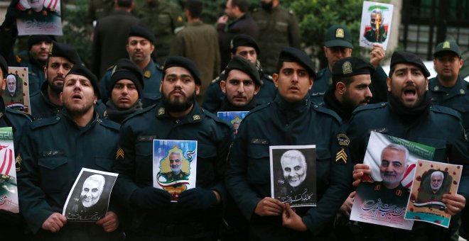 Protesta contra el asesinato del general iraní Soleimani frente a la oficina de las Naciones Unidas en Teherán. REUTERS