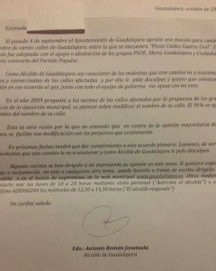 Carta del alcalde de Guadalajara pidiendo disculpas por cambiar el nombre de calles franquistas.