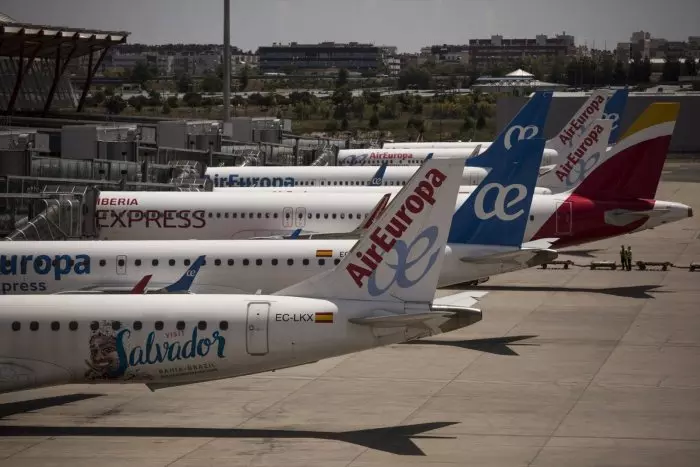 Los pilotos de Air Europa convocan huelga a finales de mayo y principios de junio, que podrían extender al verano