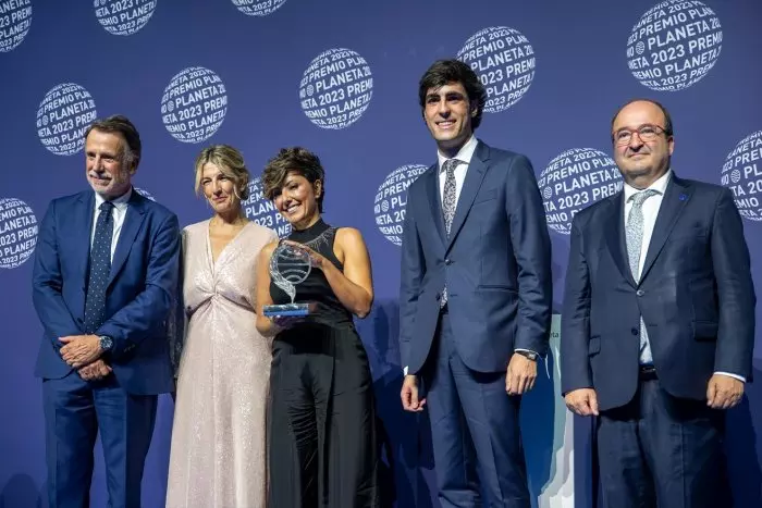 Sonsoles Ónega gana el Premio Planeta: todo queda en casa