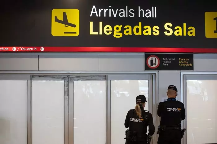 Luis Rubiales, en libertad tras ser detenido al aterrizar en España