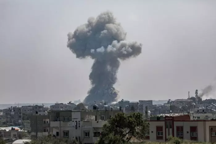 Israel recrudece su ofensiva en el norte y centro de Gaza y mata a diez civiles