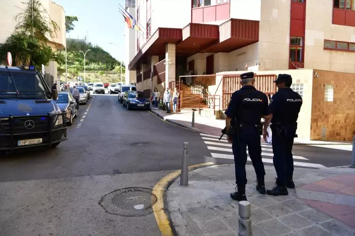 Detenido en Málaga por intentar estrangular a su mujer