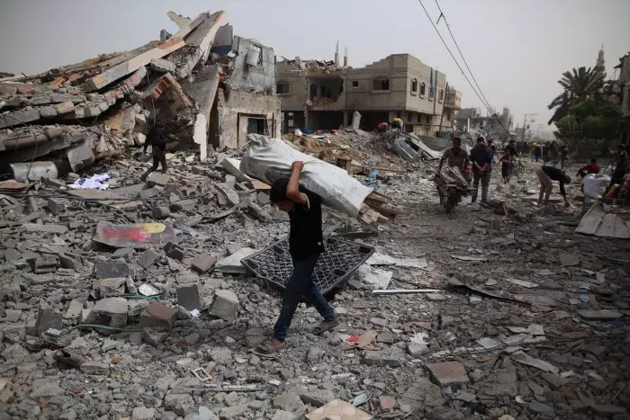 Aumentan los muertos en Gaza y superan los 34.000 mientras Israel intenta desviar la mirada hacia Irán