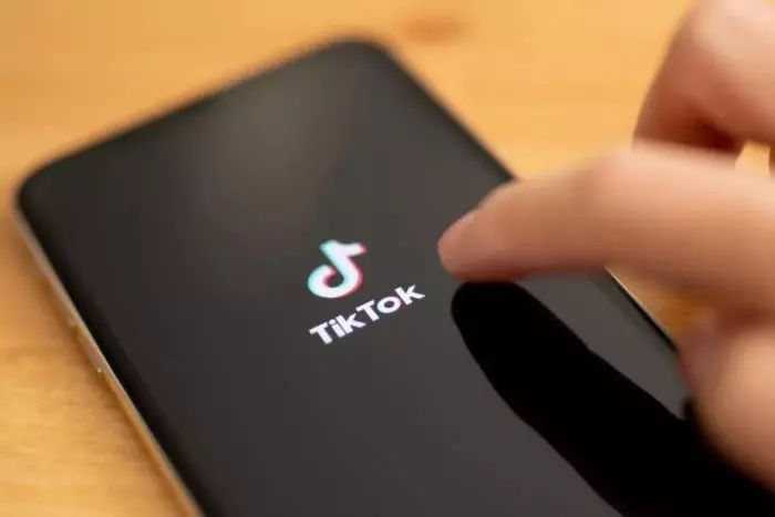 TikTok suspende el programa de puntos de la versión Lite de España y Francia, que pagaba a los usuarios por ver vídeos