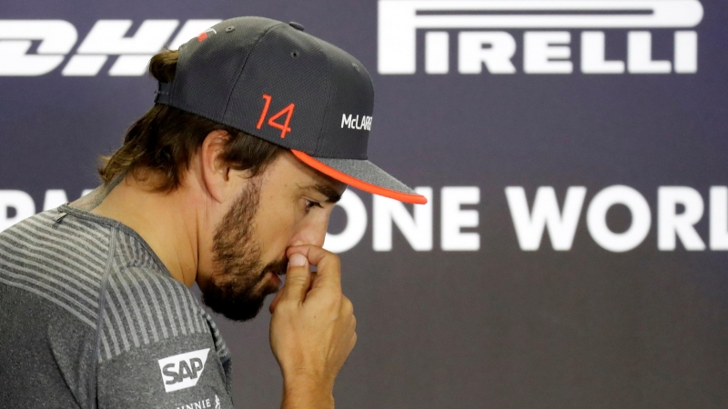 El piloto español de F´rmula no, Fernando Alonso, en la rueda de prensa previa a Gran Premio de Hungría. REUTERS/Laszlo Balogh