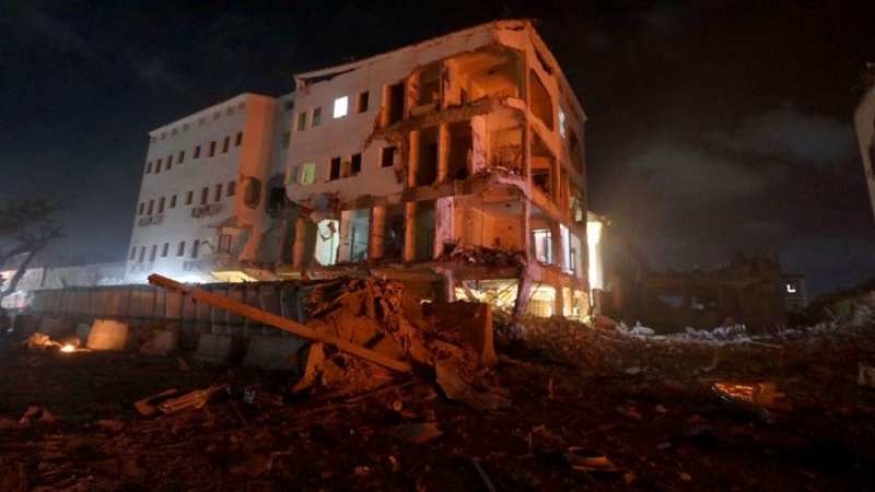 La zona donde ha ocurrido el atentado en Mogadiscio. REUTERS/Feisal Omar