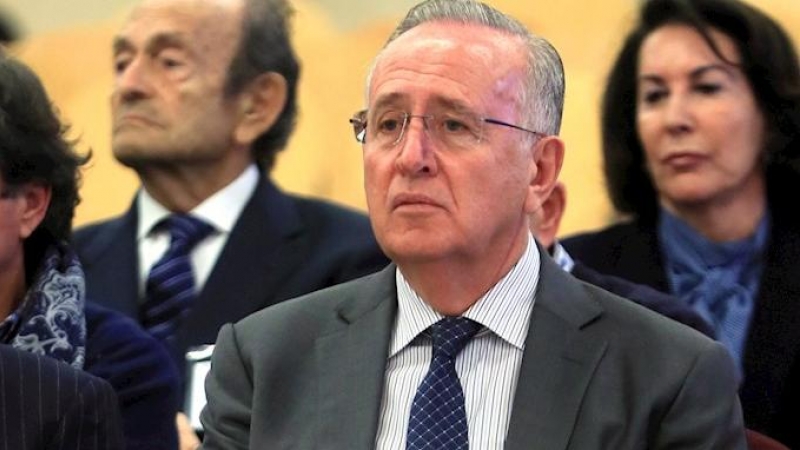 El antiguo presidente del grupo Pescanova Manuel Fernández de Sousa, en el banquillo de la Audiencia Nacional en San Fernando de Henares (Madrid). EFE/Fernando Alvarado