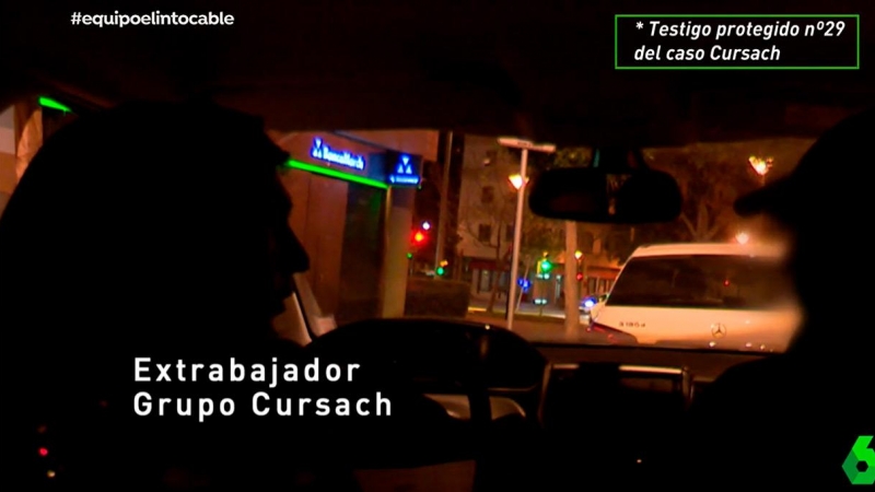 Captura del programa de Equipo de Investigación (La Sexta) que entrevistó al Testigo Protegido 29 del caso Cursach, ocultando su identidad entre las sombras de un vehículo.