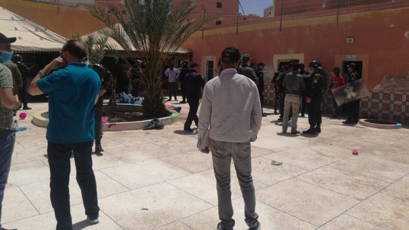 Enfrentamientos entre la policía marroquí y migrantes subsahariano, en El Aaiún, en el Sáhara ocupado por Marruecos.-EQUIPE MEDIA