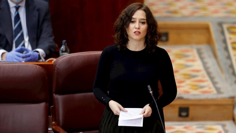 La presidenta de la Comunidad de Madrid, Isabel Díaz Ayuso interviene en un pleno de la Asamblea de Madrid. EFE/Chema Moya/Archivo