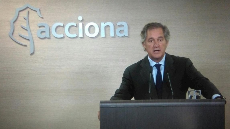 El presidente de Acciona, José Manuel Entrecanales, ante la junta de accionistas telemática de la constructora. E.P.