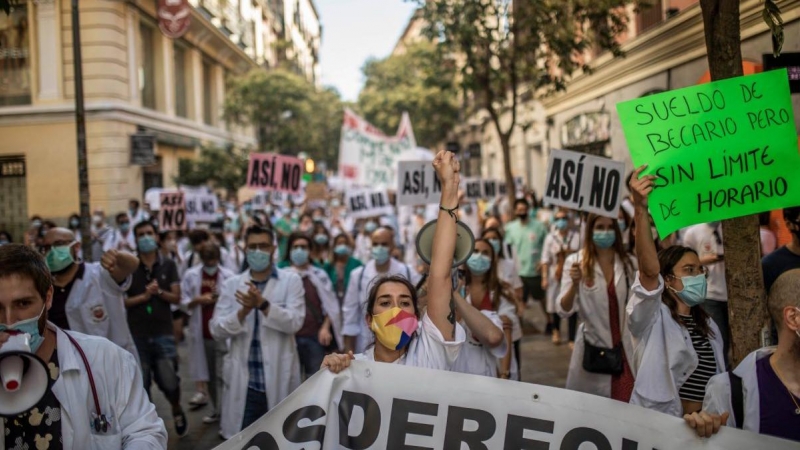 Manifestación convocada el 13 de julio por los residentes de Madrid  / Twitter del Comité de Huelga MIR de Madrid