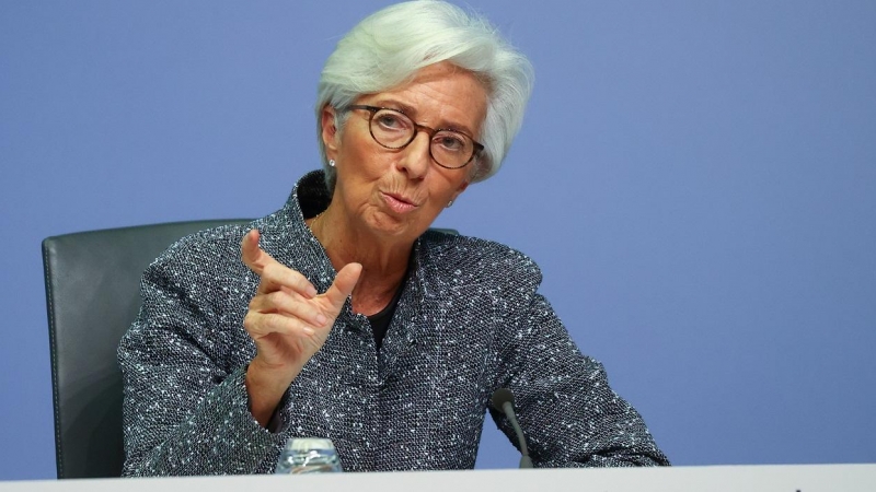 La presidenta del BCE, Christine Lagarde, durante una conferencia de prensa, en la sede de la entidad en Fráncfort. REUTERS/Kai Pfaffenbach