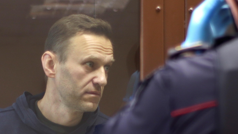 El líder de la oposición rusa, Navalni, asiste a una audiencia judicial en Moscú. - Reuters