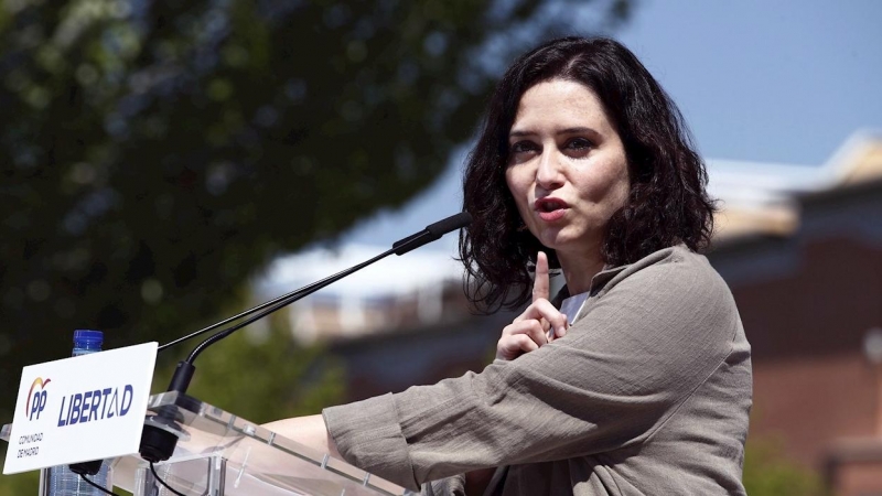 La presidenta de la Comunidad de Madrid y candidata del PP a la reelección, Isabel Díaz Ayuso, durante un acto electoral este domingo en Las Rozas.
