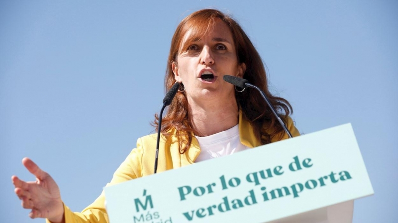 La candidata de Más Madrid, Mónica García, durante el acto apertura de campaña en el barrio de Vallecas.