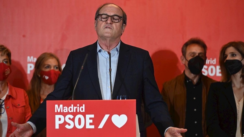 El candidato del PSOE a la presidencia de la Comunidad de Madrid, Ángel Gabilondo, comparece ante los medios para valoras los resultados electorales. EFE/Fernando Villar