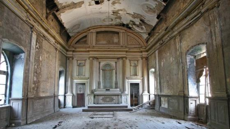 Estado ruinoso en el que se encuentra actualmente el edificio de los jesuitas en Camposancos.