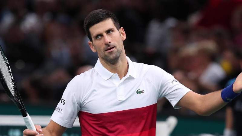 18/01/22.Novak Djokovic durante un partido, en París a 21 de noviembre de 2021.