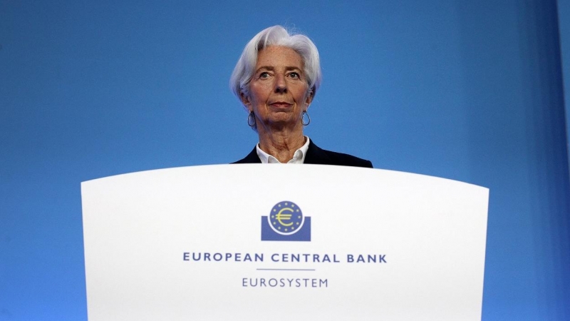 La presidenta del BCE, Christine Lagarde, en una comparecencia tras la reunión del Consejo de Gobierno de la entidad, en su sede en Fráncfort. Daniel Roland/Pool/AFP