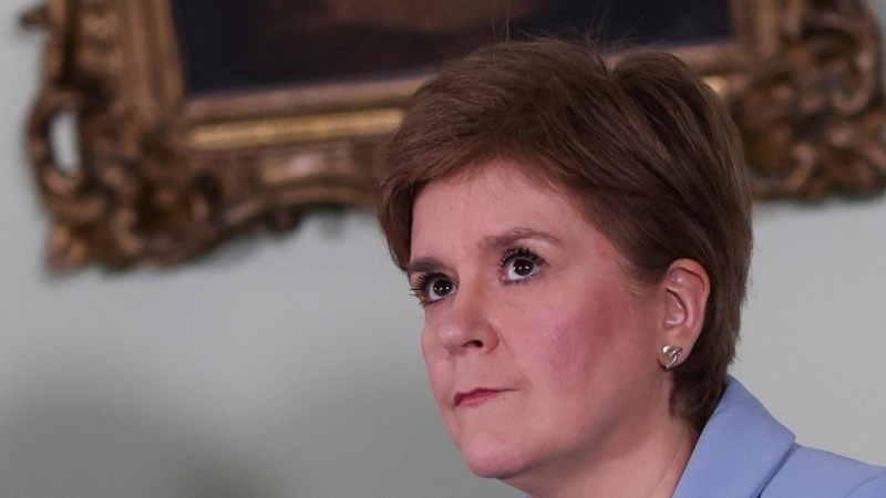 (28/6/22) La primera ministra de Escocia, Nicola Sturgeon en una conferencia ante los medios este martes, en la cual ha anunciado el referéndum.