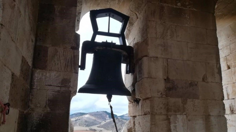 Fotografía de archivo de una campana en Guadalajara.
