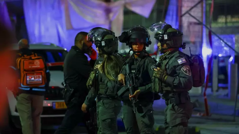 Soldados del Ejército de Israel controlan las inmediaciones de la sinagoga atacada en Jesuralén, a 27 de enero de 2023.