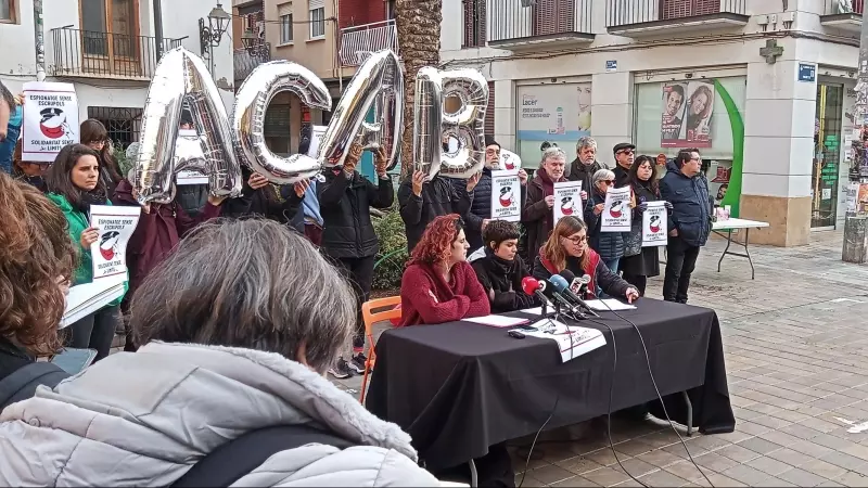 Un moment de la roda de premsa dels afectats per la infiltració policial al País Valencià.