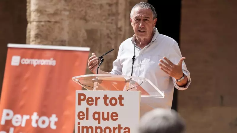 El candidato a la Presidencia de la Generalitat por Compromís, Joan Baldoví en el acto de presentación de la campaña.