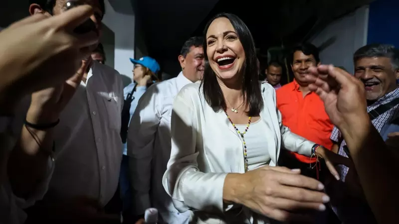 La candidata Maria Corina Machado durante la jornada de elecciones primarias de los candidatos de oposición, en Caracas (Venezuela).