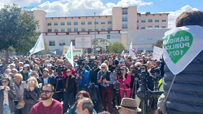 Imagen de la manifestación en defensa de la sanidad pública en Osuna. — CEDIDA
