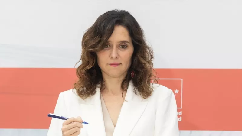 La presidenta de la Comunidad de Madrid, Isabel Díaz Ayuso, durante la firma de un convenio de colaboración, en la Real Casa de Correos, a 5 de abril de 2024, en Madrid (España).