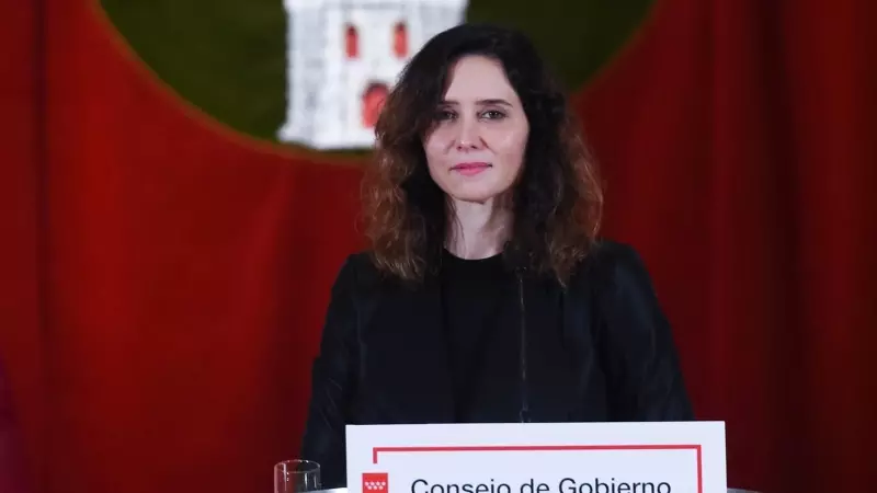 La presidenta de la Comunidad de Madrid, Isabel Díaz Ayuso, ofrece una rueda de prensa tras la reunión del Consejo de Gobierno, que de forma extraordinaria se celebra en el Ayuntamiento de Alcobendas